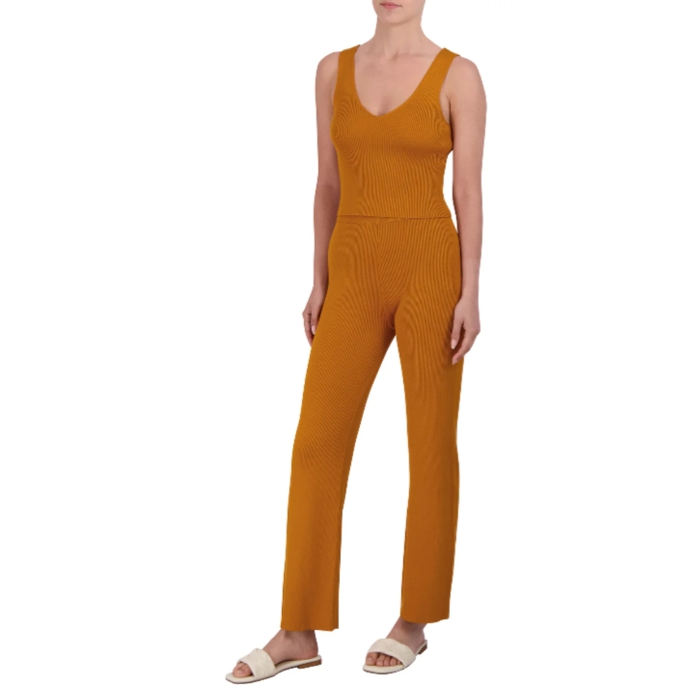 BCBG stretchy orange set